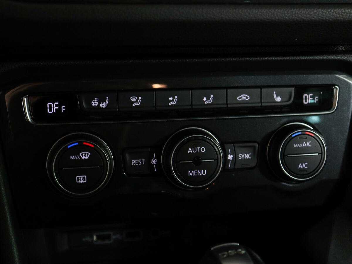 Купить Volkswagen Tiguan L, 2019, 74 900 км, фото №20