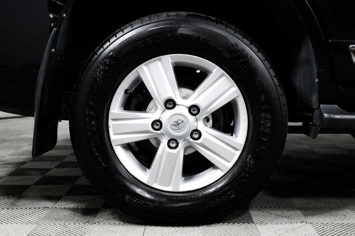 Купить Toyota Land Cruiser, 2012, 131 816 км, фото №15