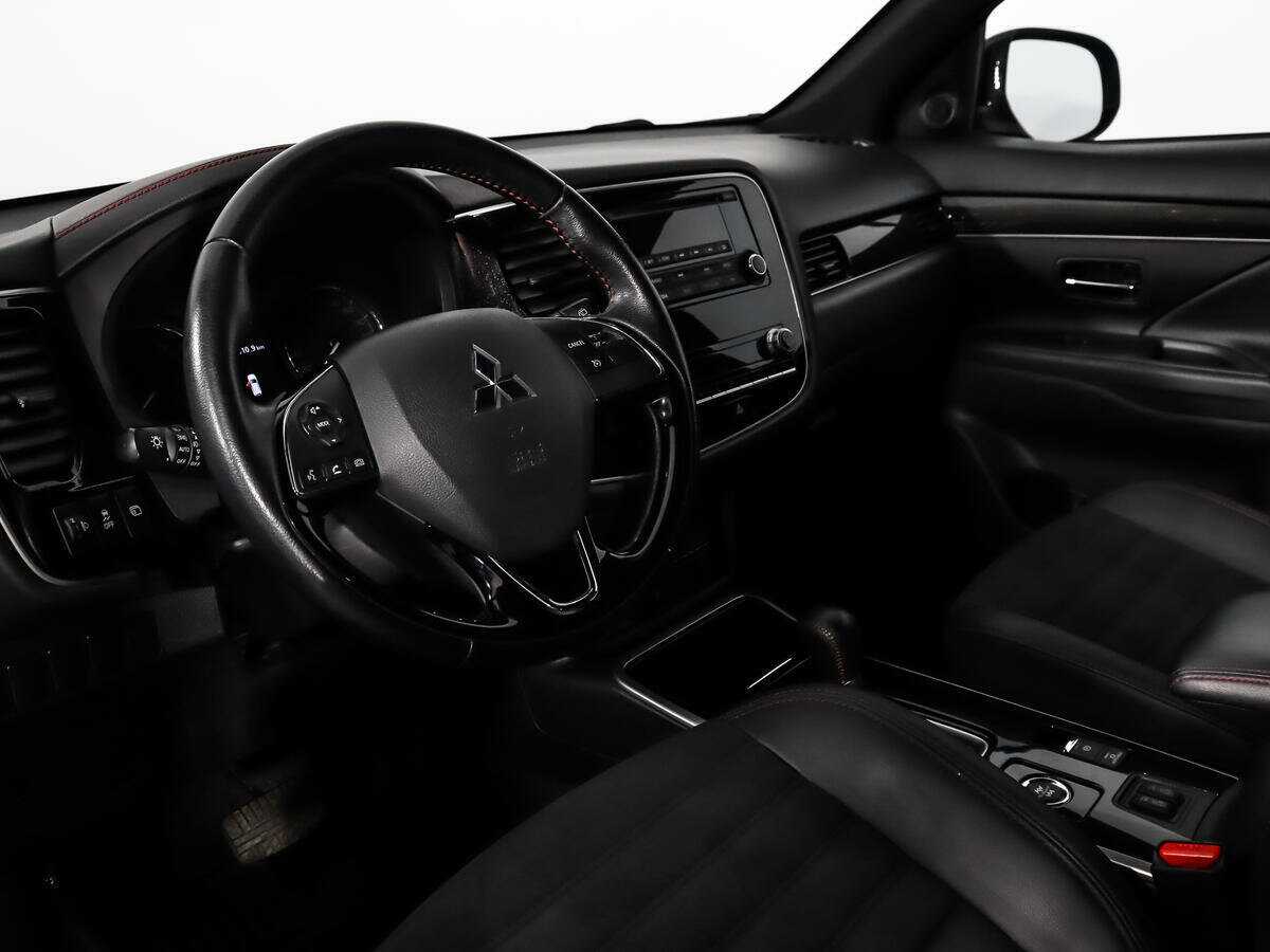 Купить Mitsubishi Outlander, 2021, 74 533 км, фото №9