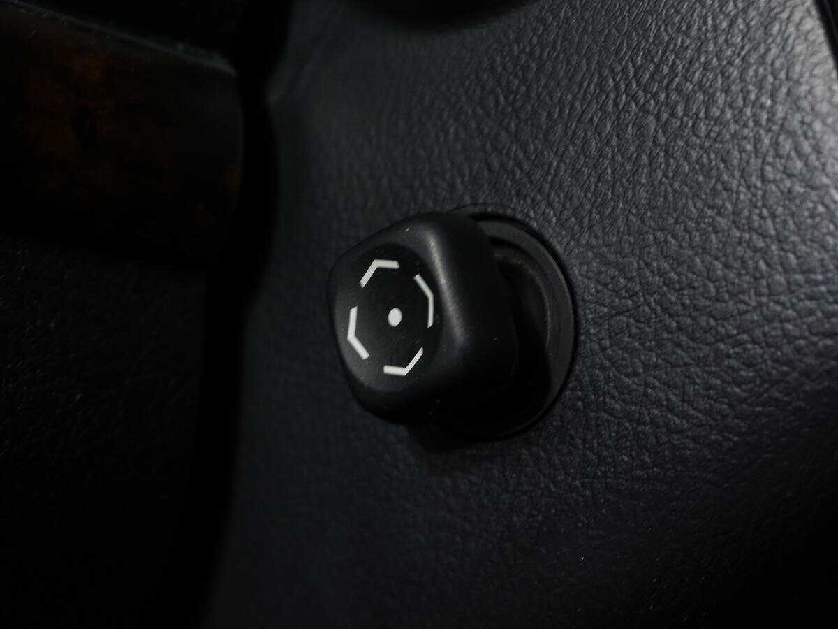 Купить Toyota Land Cruiser, 2012, 330 000 км, фото №21