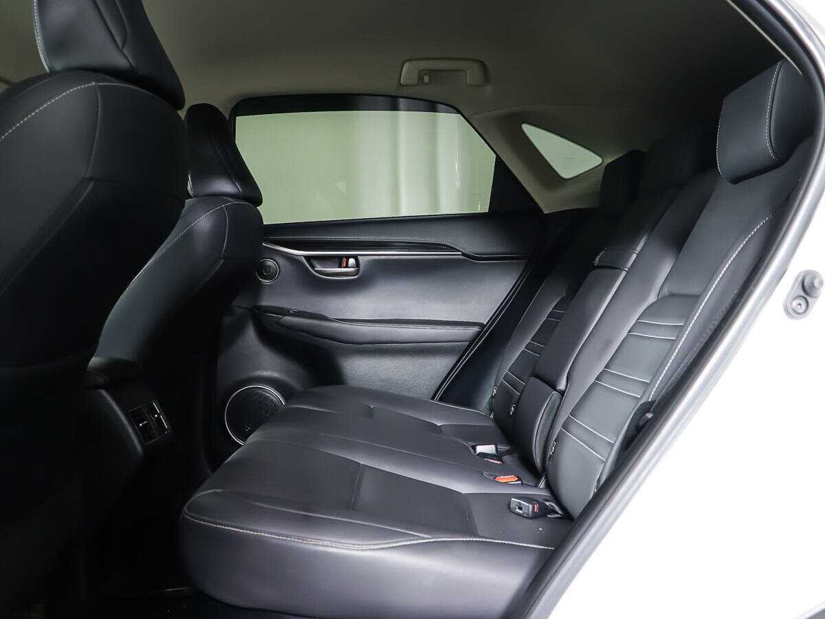 Купить Lexus NX 200, 2020, 56 986 км, фото №10