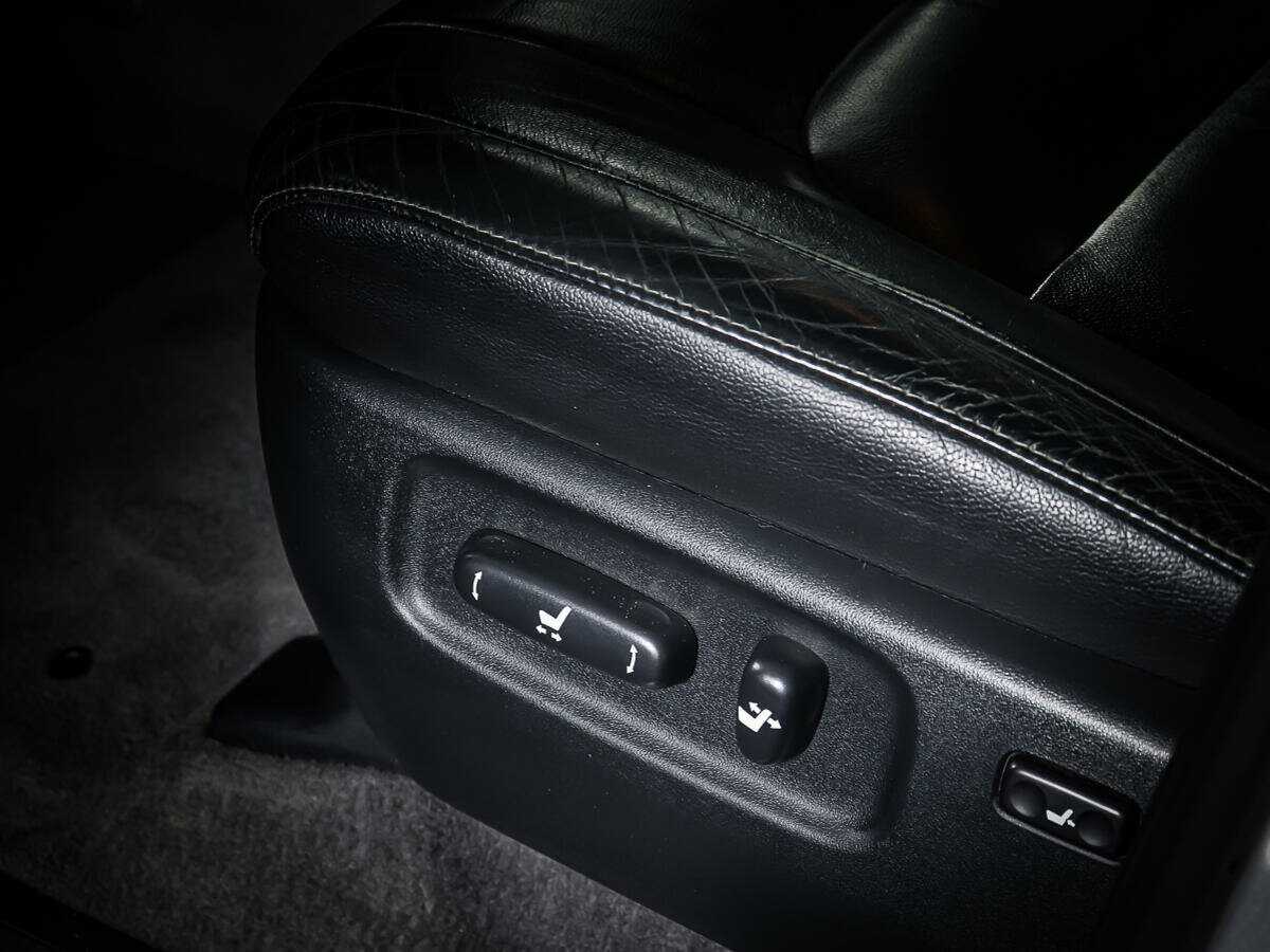 Купить Toyota Land Cruiser, 2011, 301 457 км, фото №19