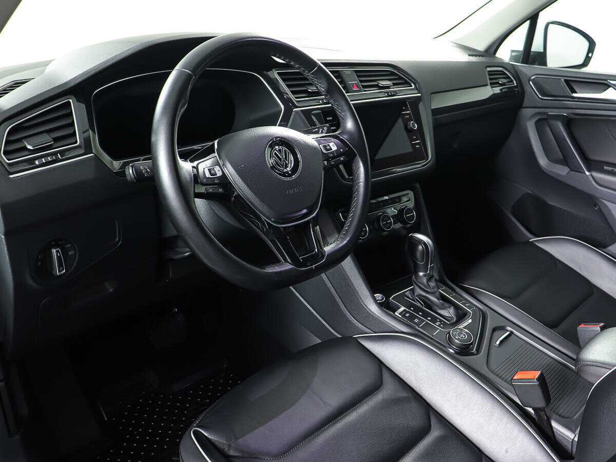Купить Volkswagen Tiguan, 2017, 45 484 км, фото №13
