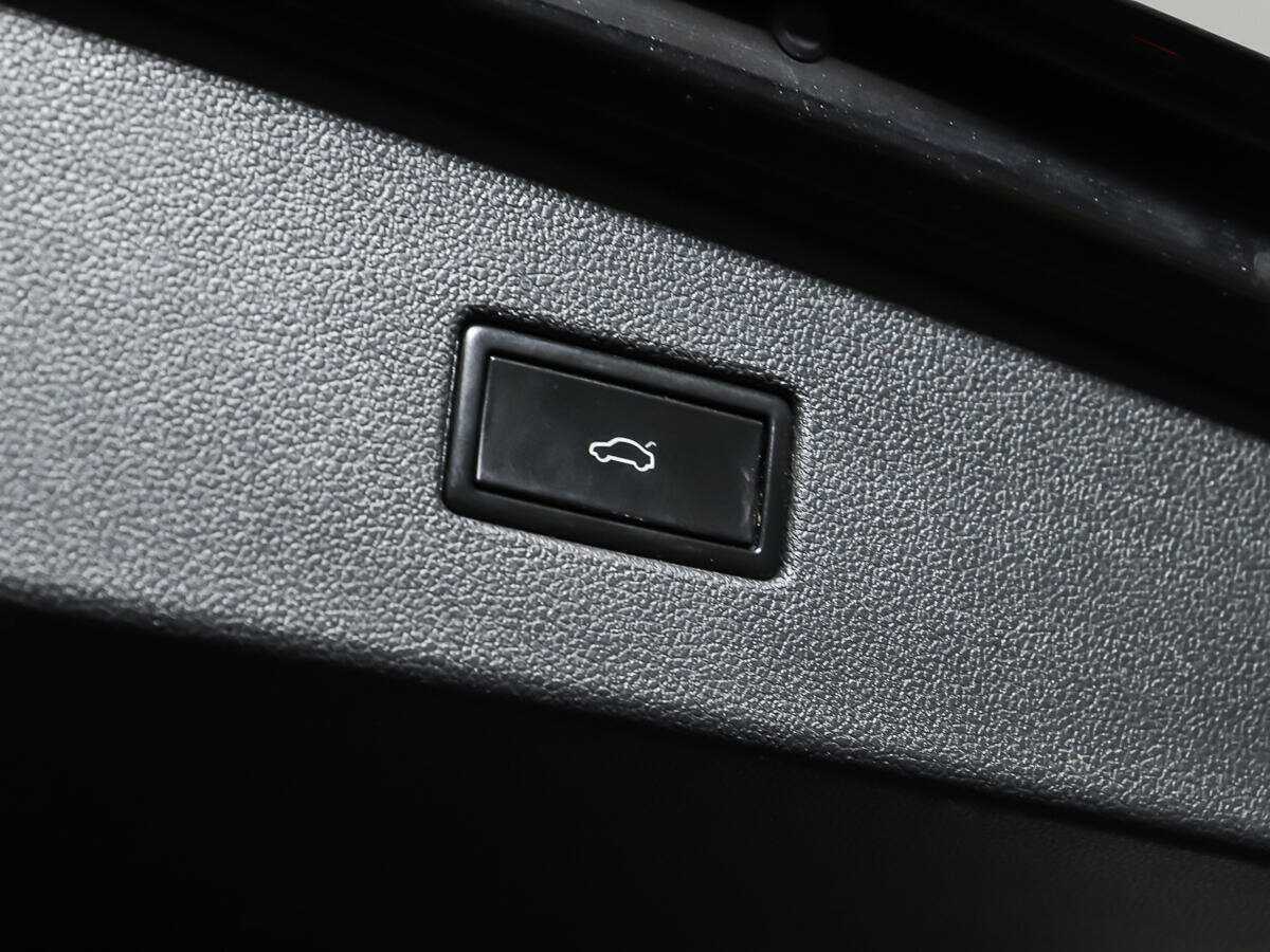 Купить Volkswagen Tiguan, 2018, 95 970 км, фото №16