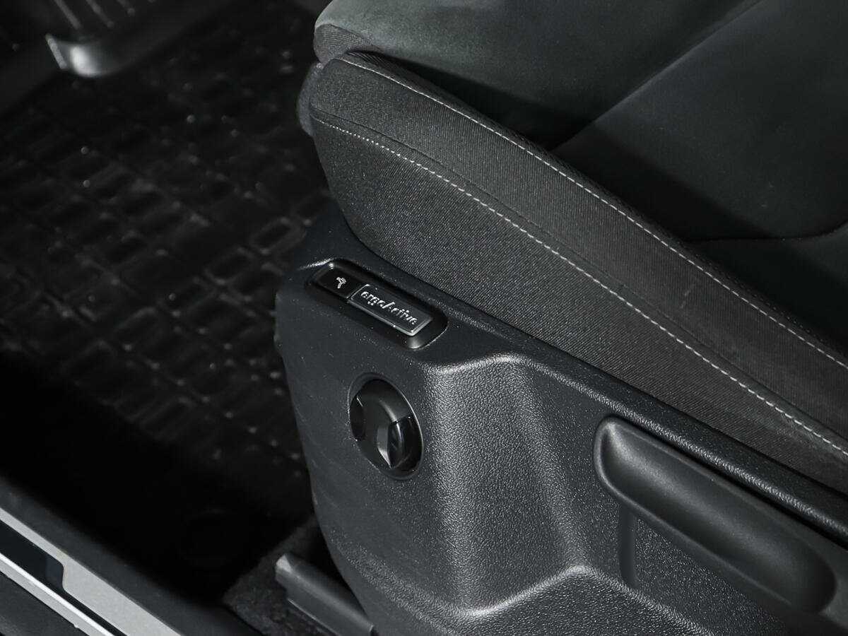 Купить Volkswagen Tiguan, 2018, 116 637 км, фото №17