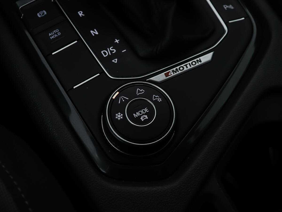 Купить Volkswagen Tiguan, 2018, 130 005 км, фото №17