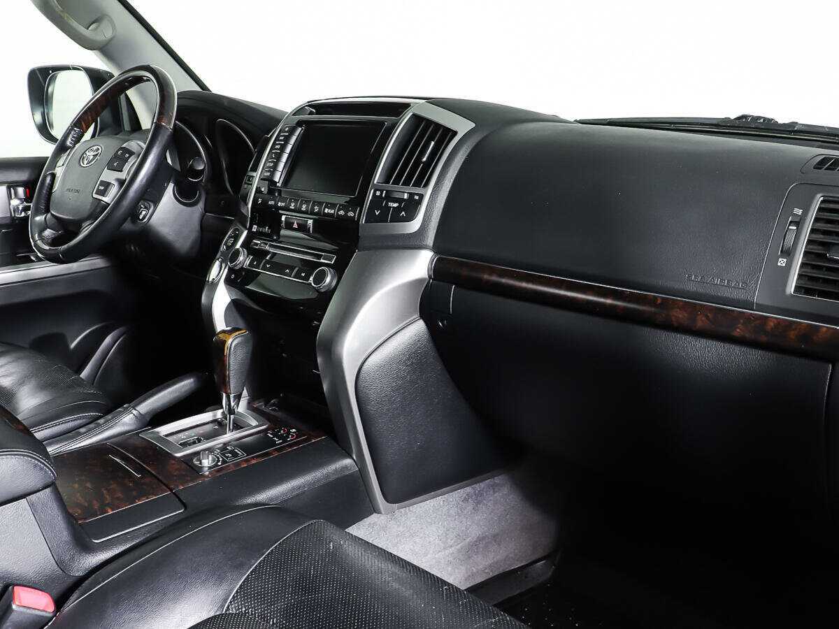 Купить Toyota Land Cruiser, 2012, 161 100 км, фото №9