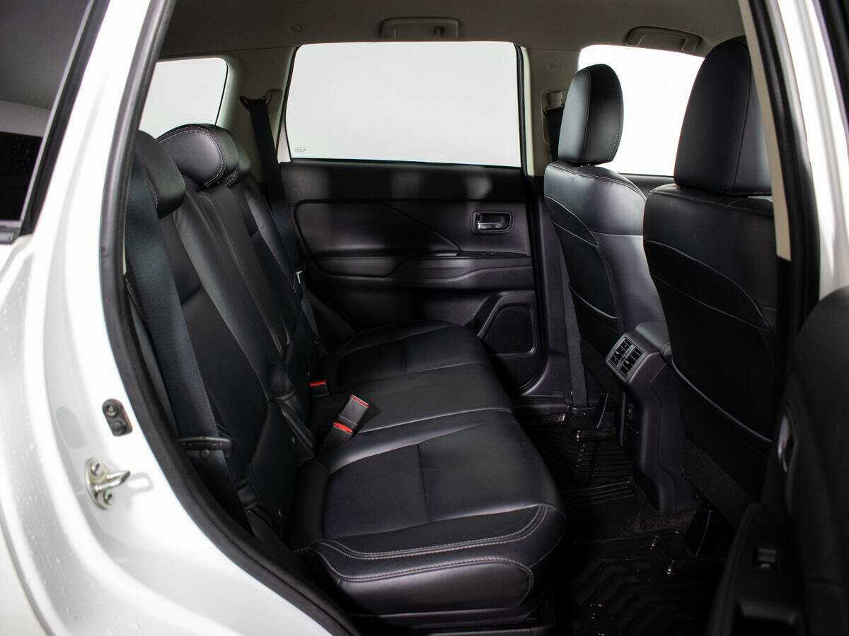 Купить Mitsubishi Outlander, 2020, 97 562 км, фото №10