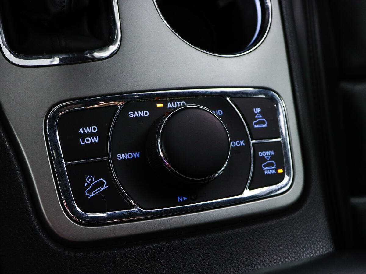 Купить Jeep Grand Cherokee, 2017, 143 600 км, фото №16