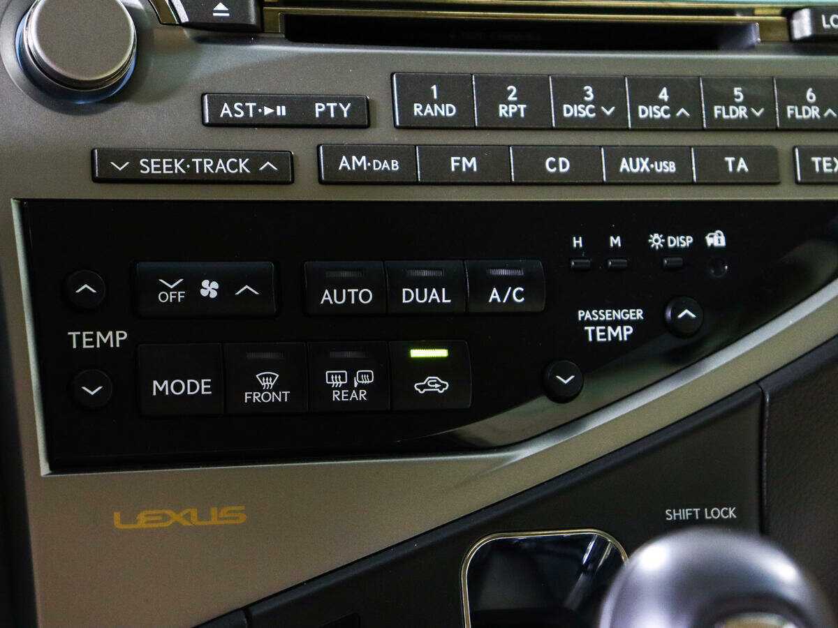 Купить Lexus RX 270, 2010, 109 586 км, фото №16