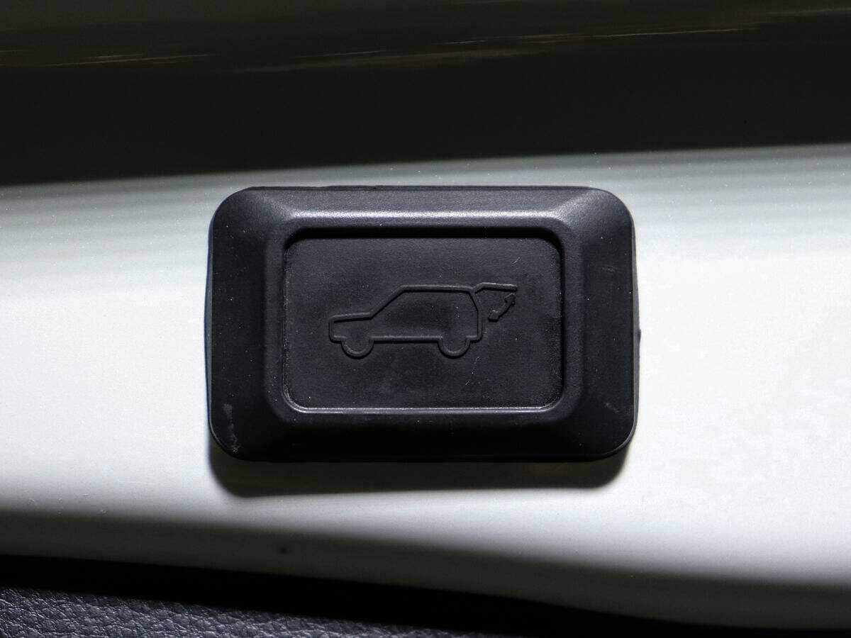 Купить Toyota RAV4, 2020, 72 800 км, фото №15