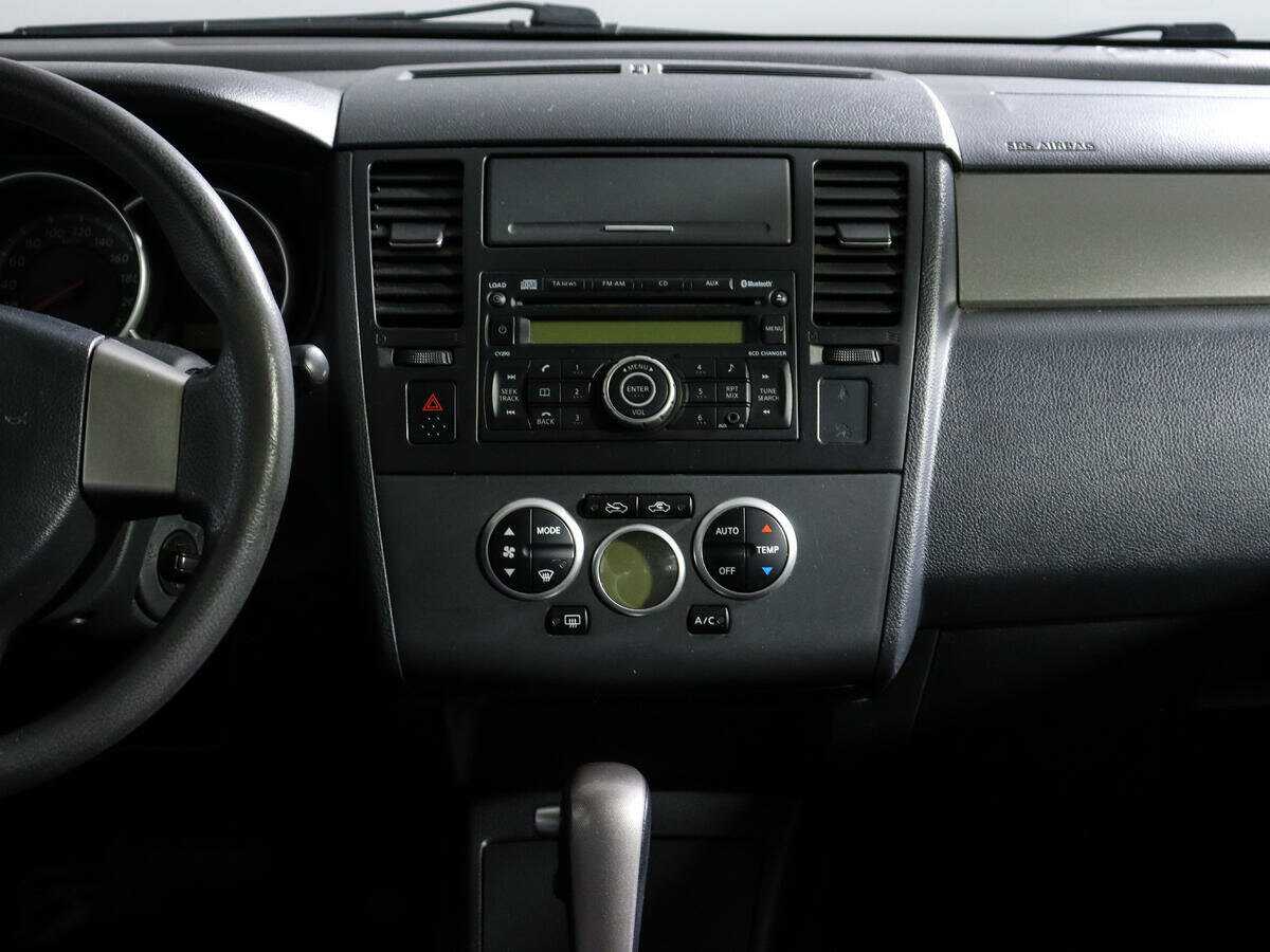 Купить Nissan Tiida, 2011, 97 000 км, фото №11