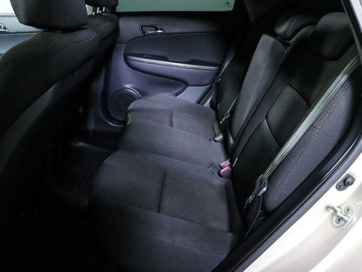 Купить Hyundai i30, 2009, 268 934 км, фото №10