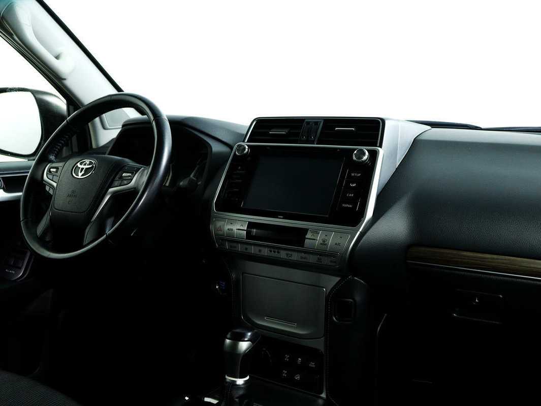 Купить Toyota Land Cruiser Prado, 2017, 111 111 км, фото №9