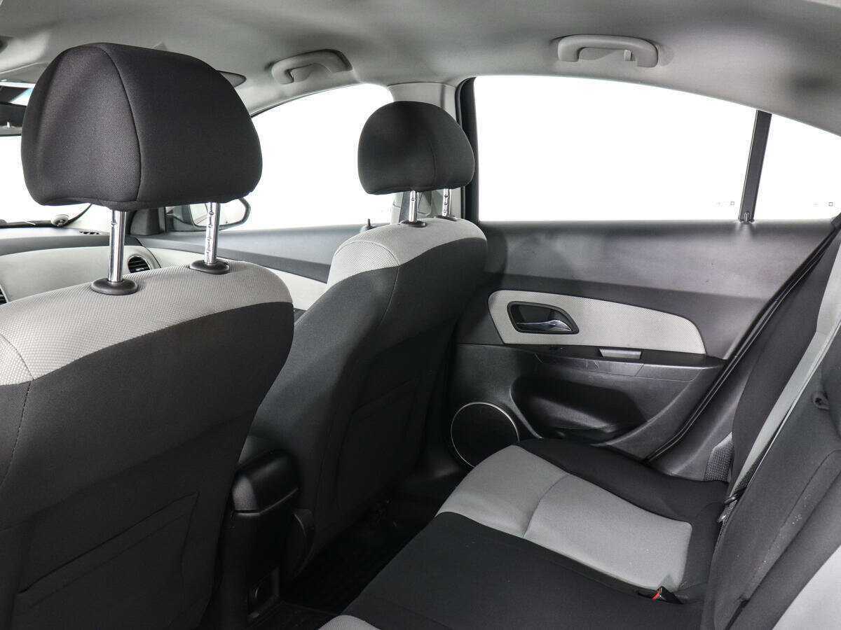 Купить Chevrolet Cruze, 2011, 179 585 км, фото №12