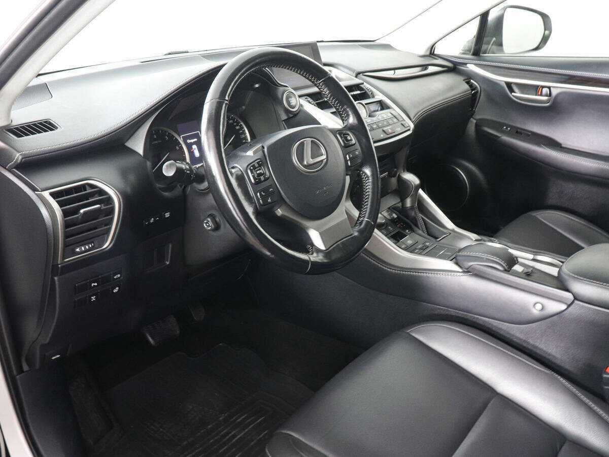 Купить Lexus NX 200, 2016, 130 868 км, фото №9