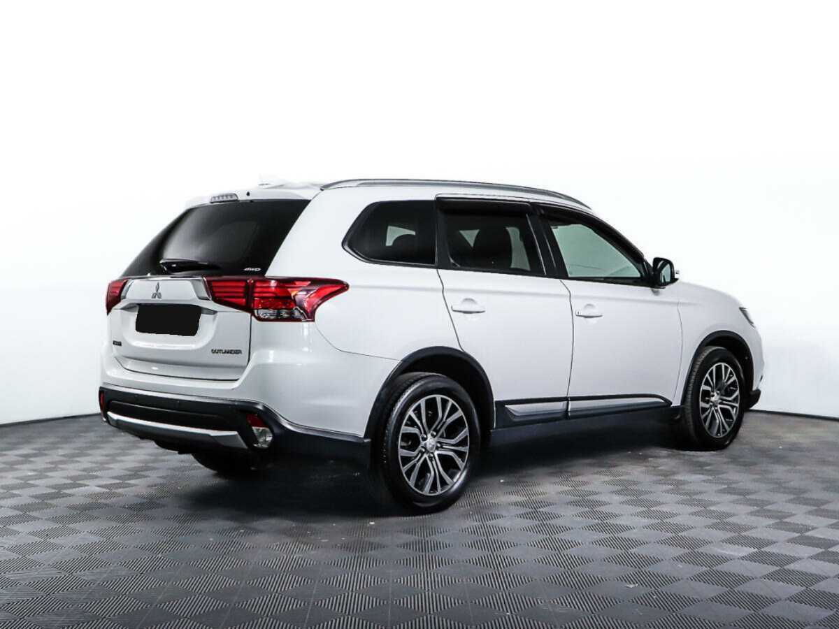 Купить Mitsubishi Outlander, 2017, 73 813 км, фото №5