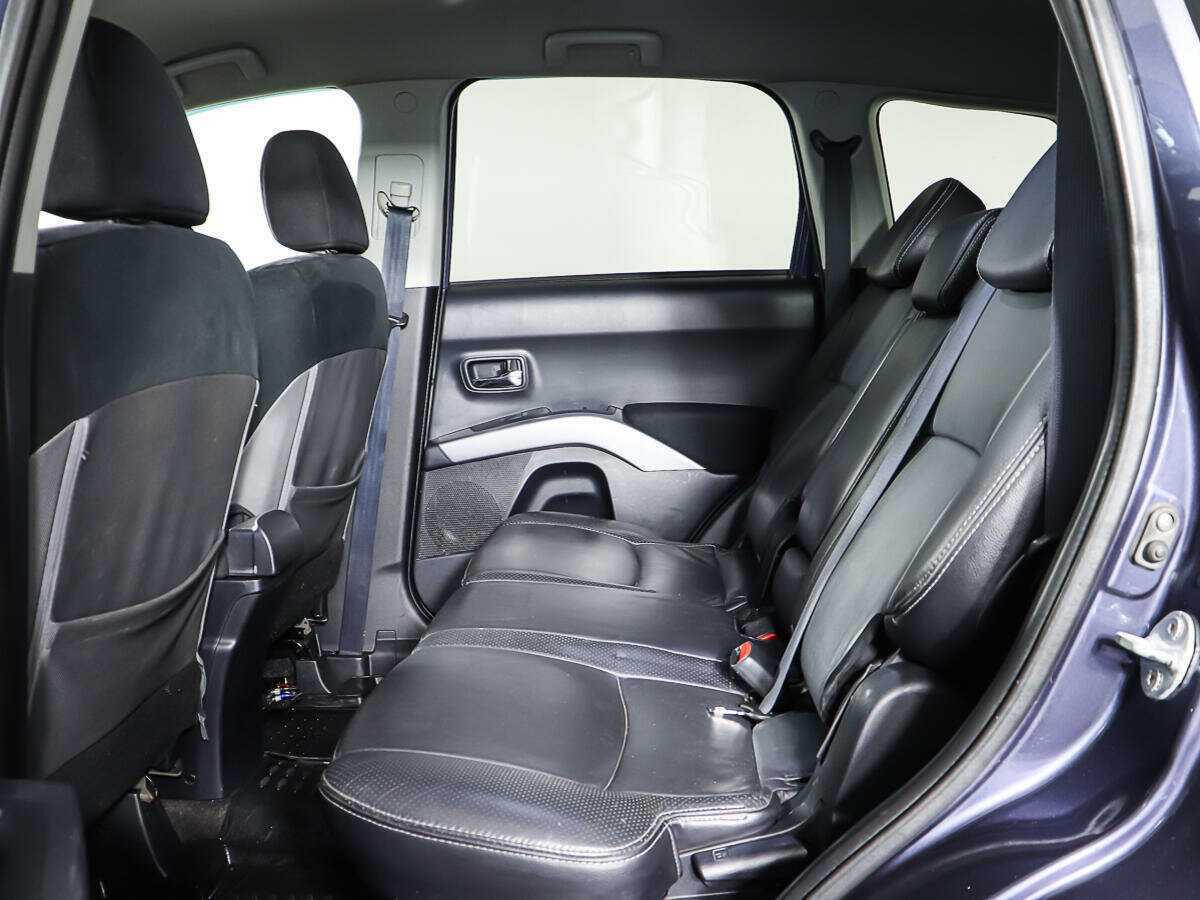 Купить Mitsubishi Outlander, 2008, 236 274 км, фото №12