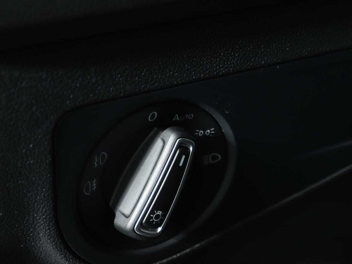 Купить Volkswagen Tiguan, 2019, 104 846 км, фото №16