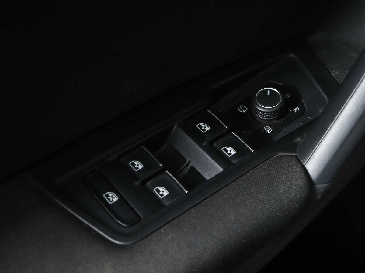 Купить Volkswagen Tiguan, 2019, 104 846 км, фото №17