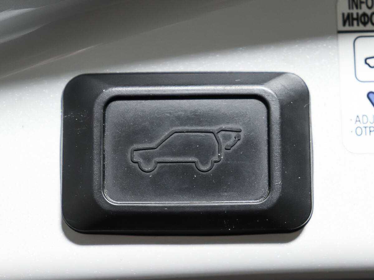 Купить Toyota RAV4, 2018, 93 800 км, фото №19