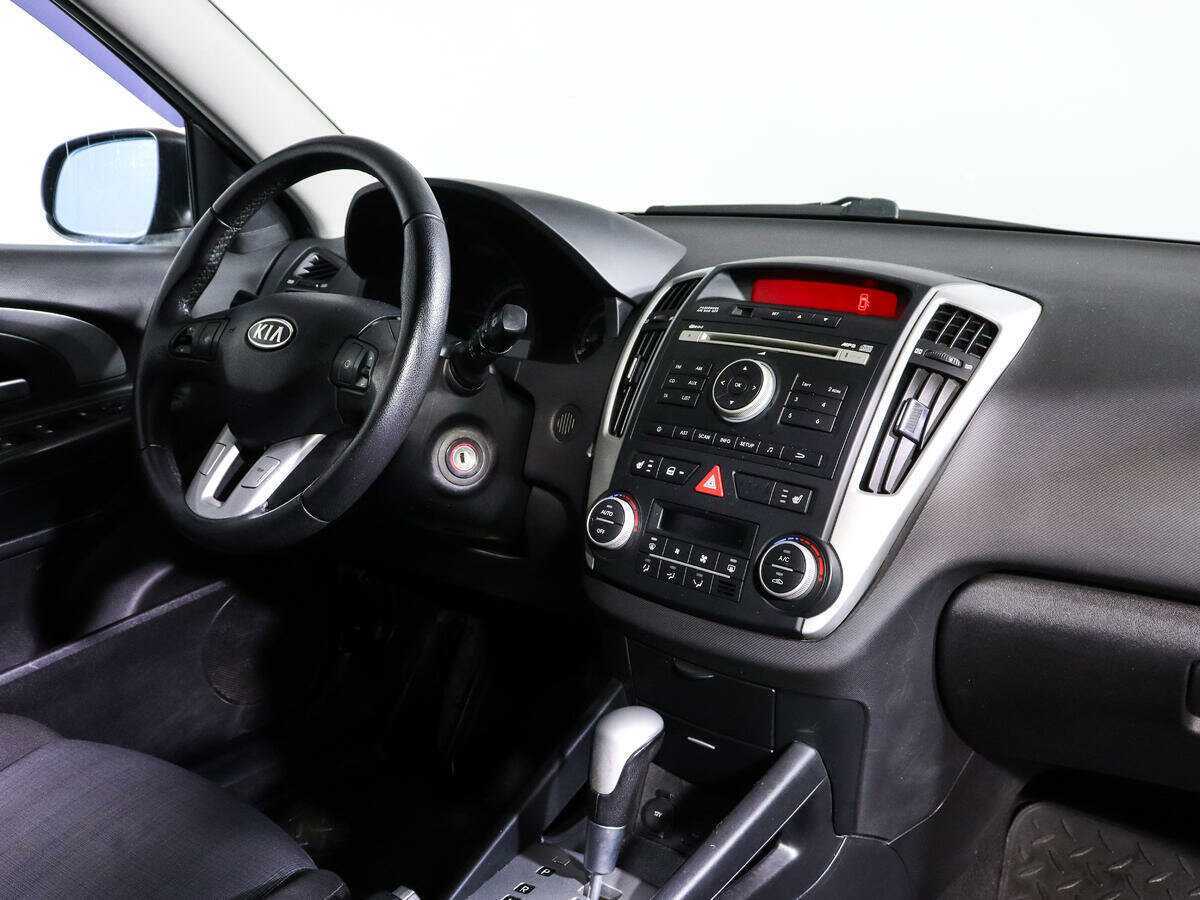 Купить Kia Ceed, 2010, 115 000 км, фото №7