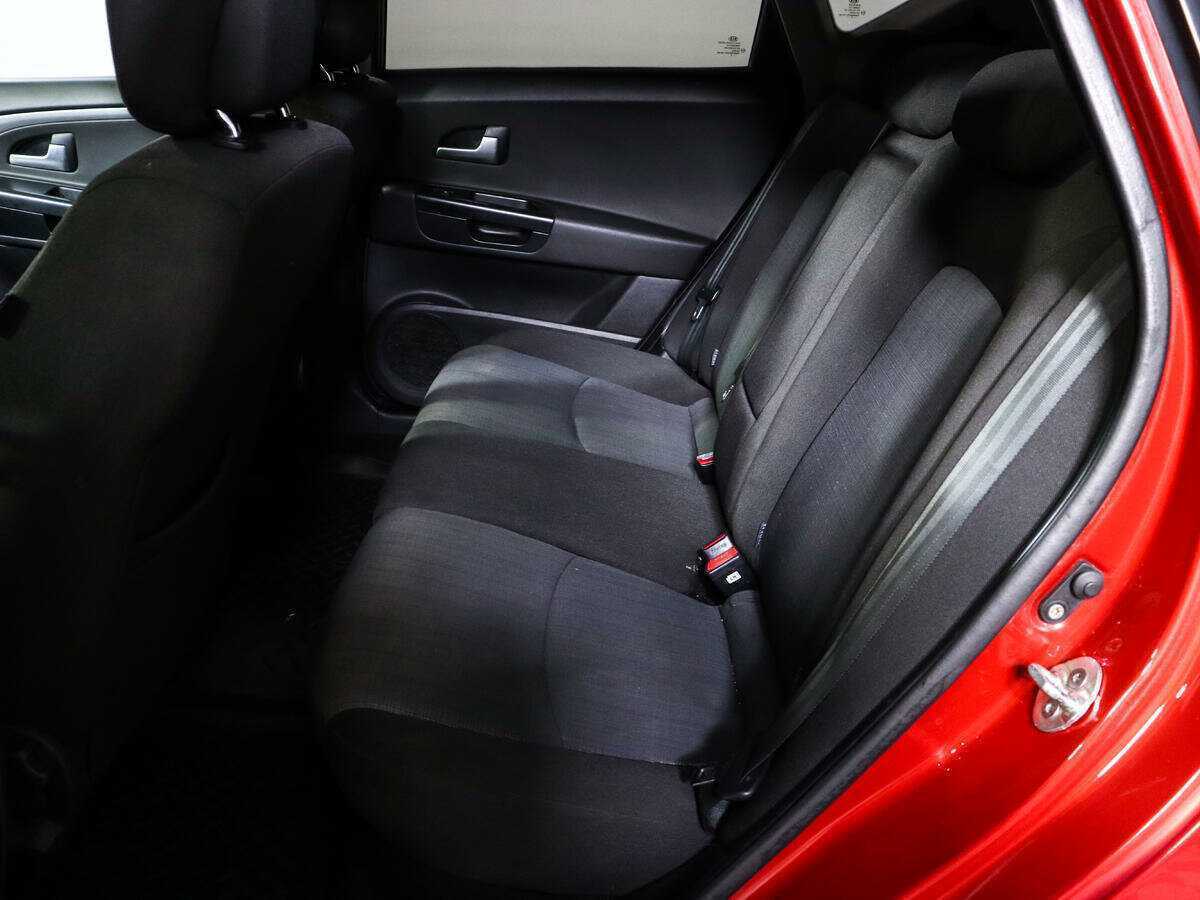 Купить Kia Ceed, 2010, 115 000 км, фото №8