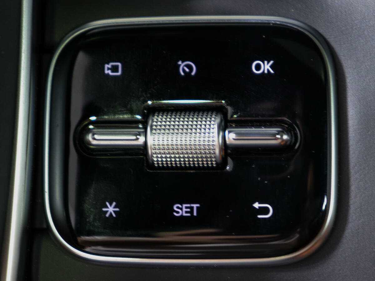 Купить LiXiang L9 44.5 kWh, 2023, 6 184 км, фото №28