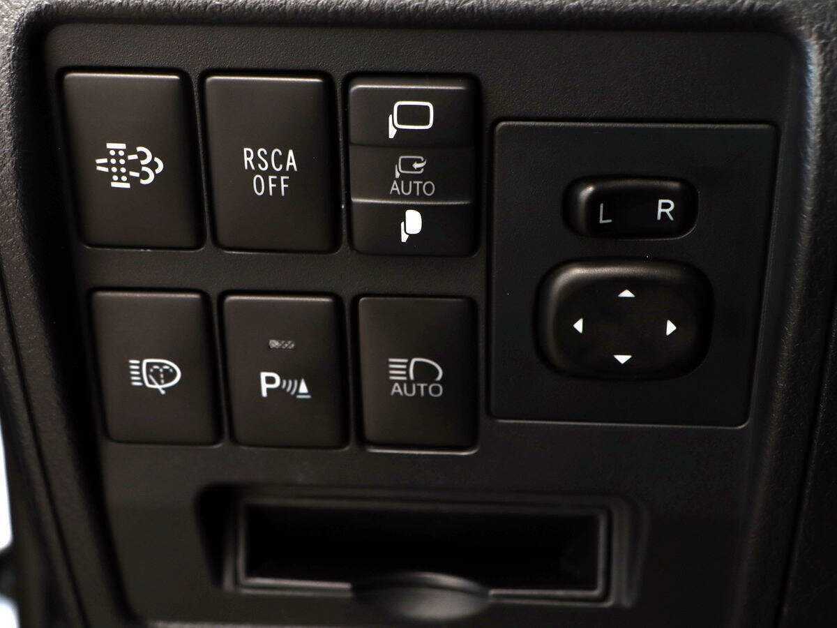 Купить Toyota Land Cruiser, 2019, 184 500 км, фото №15