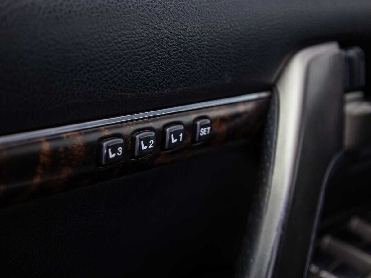 Купить Toyota Land Cruiser, 2011, 275 738 км, фото №18