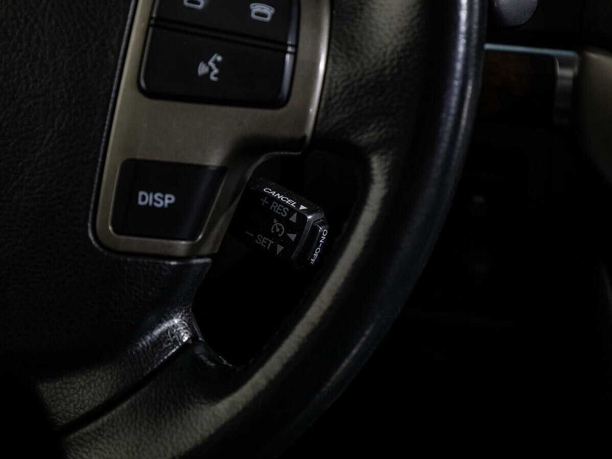 Купить Toyota Land Cruiser, 2011, 275 738 км, фото №22