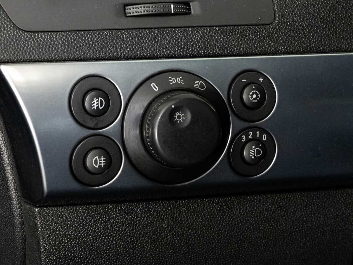 Купить Opel Astra, 2008, 184 379 км, фото №11