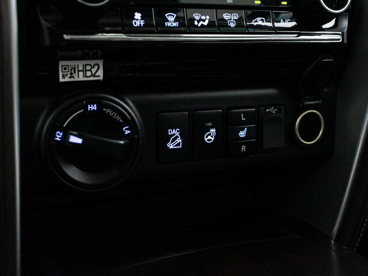 Купить Toyota Fortuner, 2019, 71 493 км, фото №18