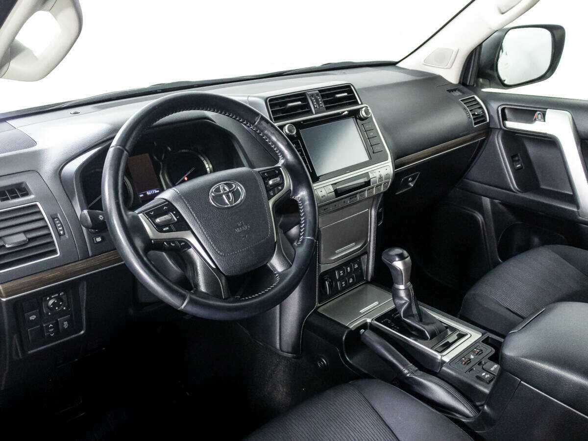 Купить Toyota Land Cruiser Prado, 2018, 92 172 км, фото №9