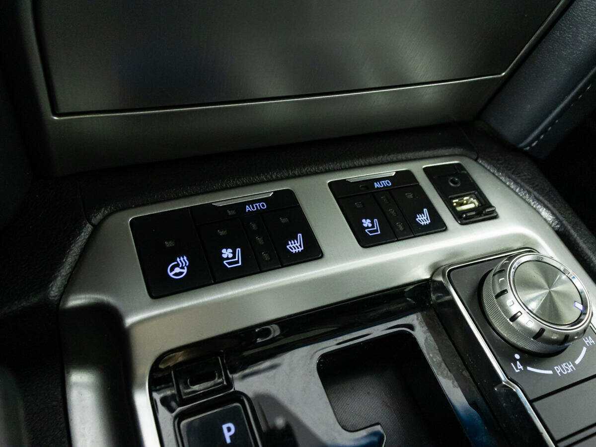 Купить Toyota Land Cruiser, 2018, 203 679 км, фото №22