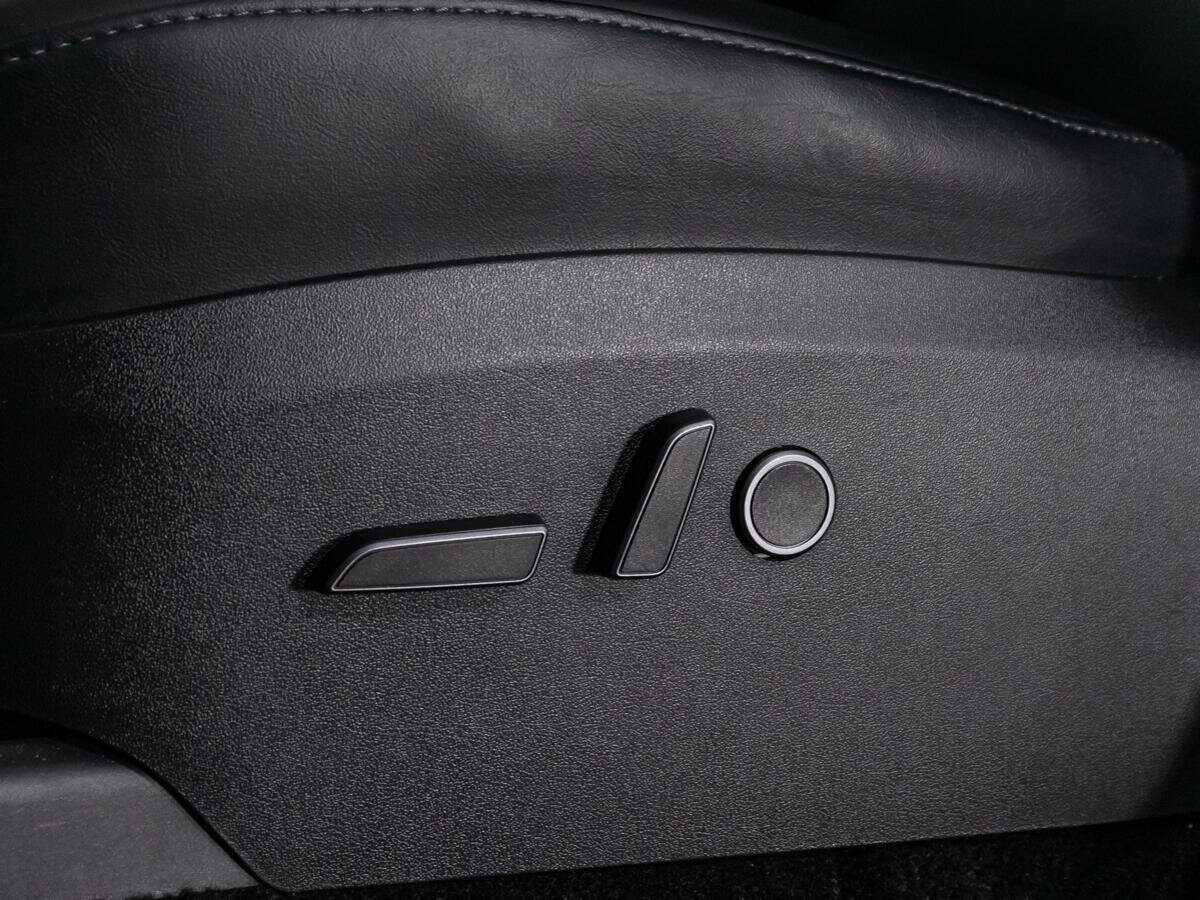 Купить Tesla Model Y Performance, 2022, 49 834 км, фото №17