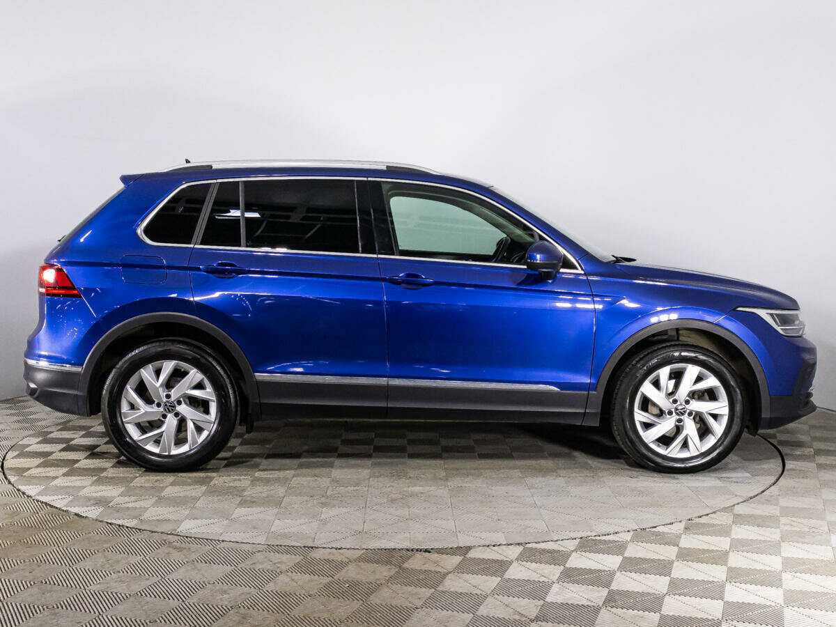 Купить Volkswagen Tiguan, 2021, 55 888 км, фото №4