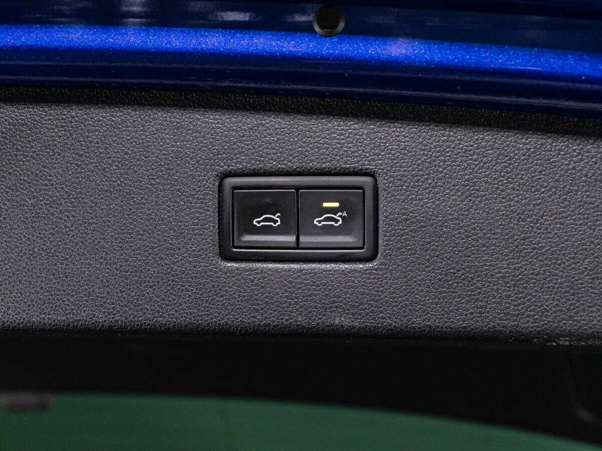 Купить Volkswagen Tiguan, 2021, 55 888 км, фото №15