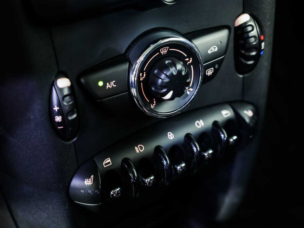 Купить Mini Hatch Cooper, 2012, 154 387 км, фото №14