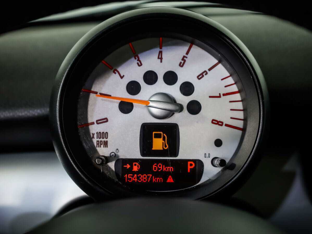 Купить Mini Hatch Cooper, 2012, 154 387 км, фото №17