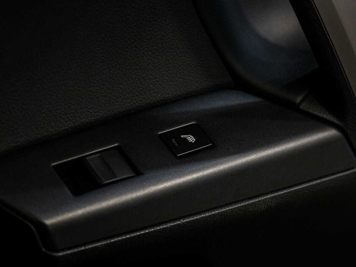 Купить Toyota RAV4, 2015, 68 190 км, фото №25