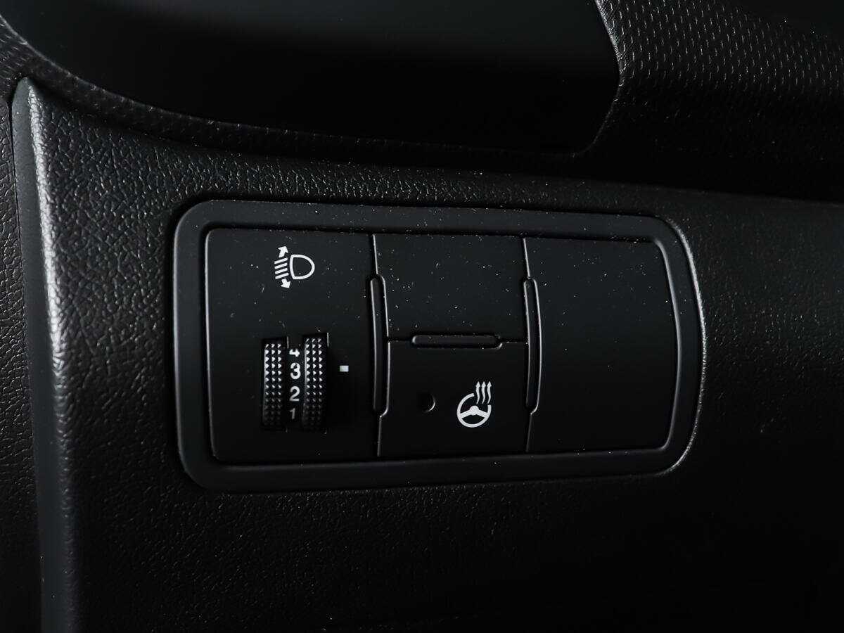 Купить Hyundai Solaris, 2016, 39 014 км, фото №17