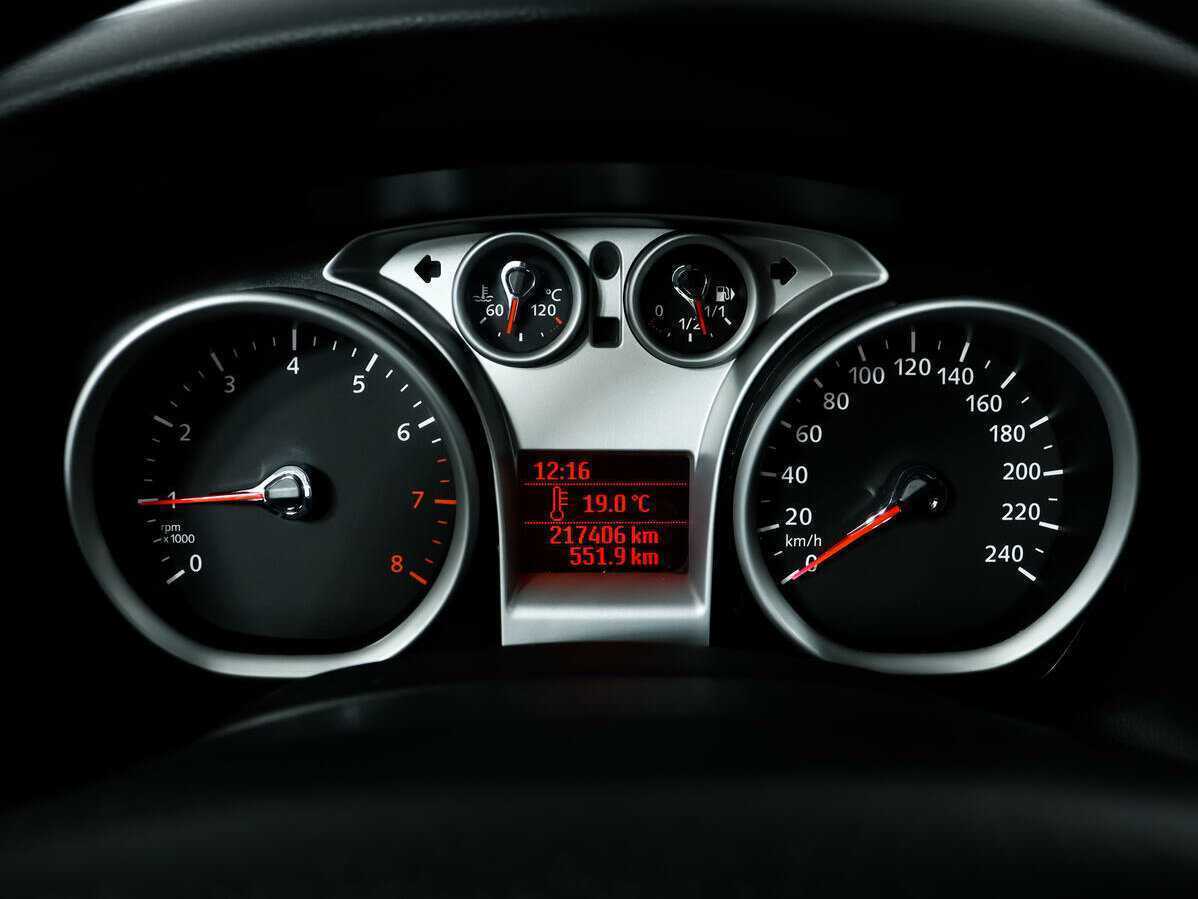 Купить Ford Focus, 2011, 217 405 км, фото №8