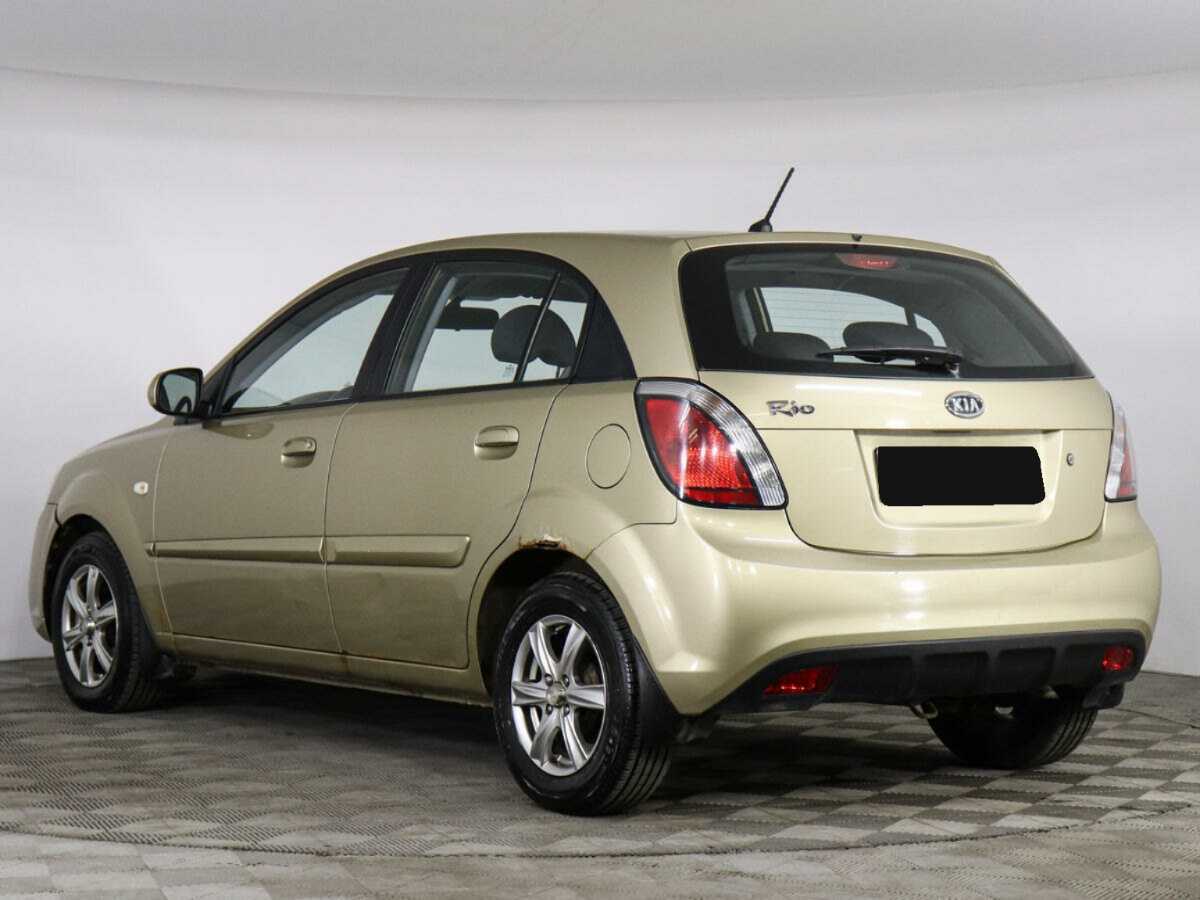 Купить Kia Rio, 2010, 110 834 км, фото №4