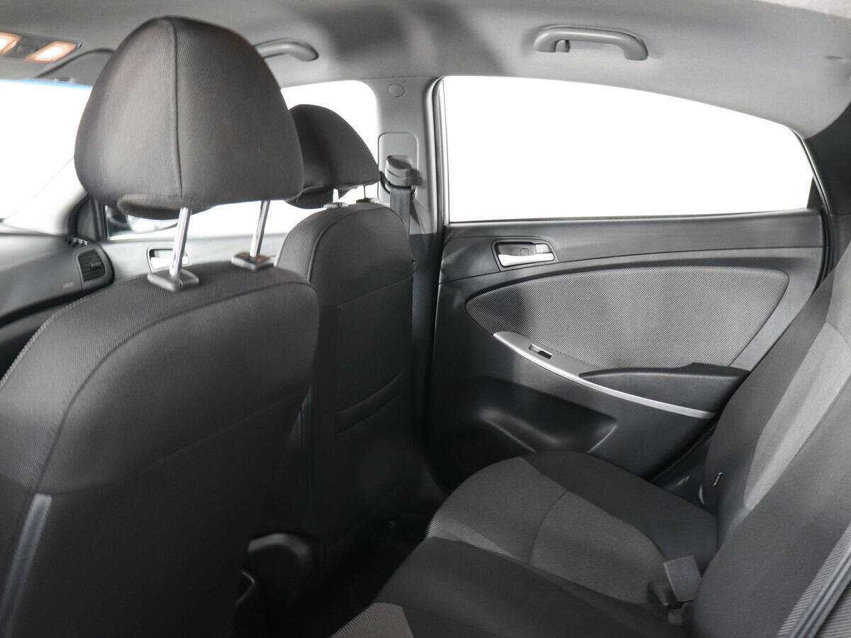 Купить Hyundai Solaris, 2011, 75 553 км, фото №12