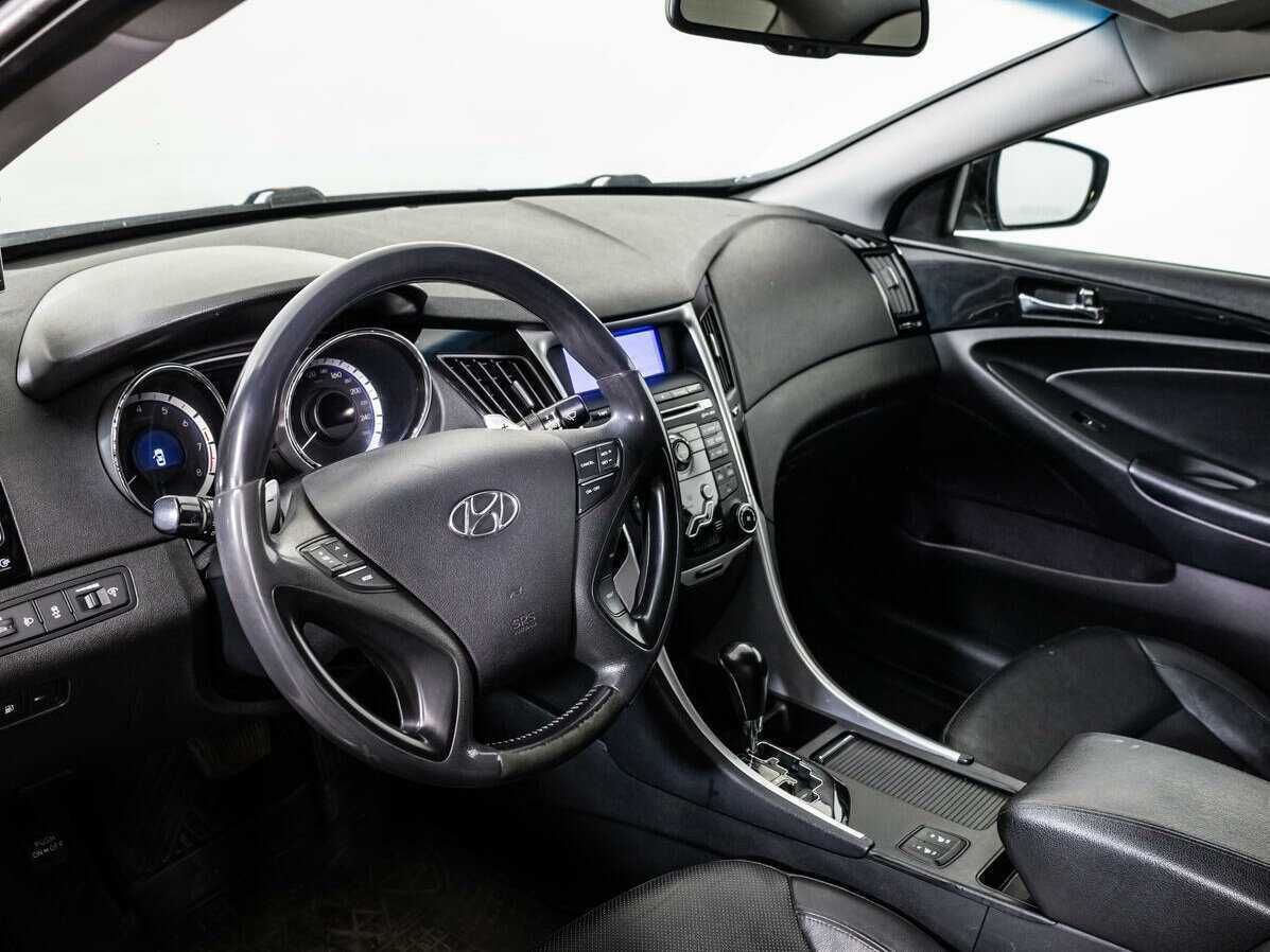 Купить Hyundai Sonata, 2011, 219 542 км, фото №9