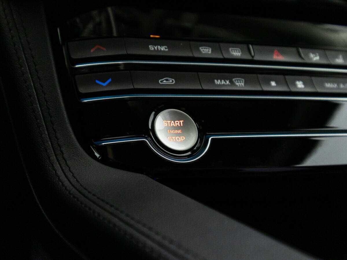 Купить Jaguar F-Pace, 2019, 124 642 км, фото №18