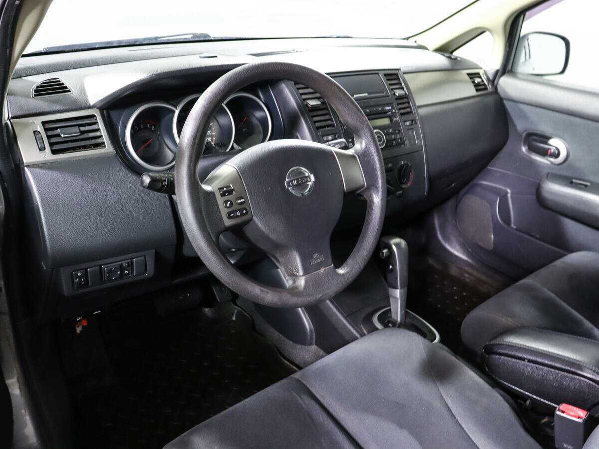 Купить Nissan Tiida, 2010, 140 000 км, фото №12
