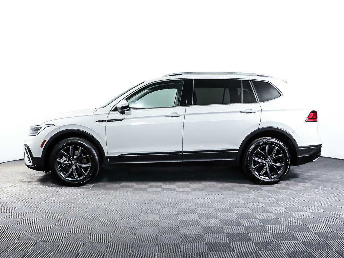 Купить Volkswagen Tiguan, 2022, 13 870 км, фото №8