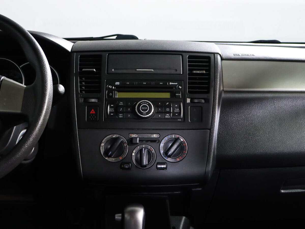 Купить Nissan Tiida, 2010, 79 000 км, фото №11